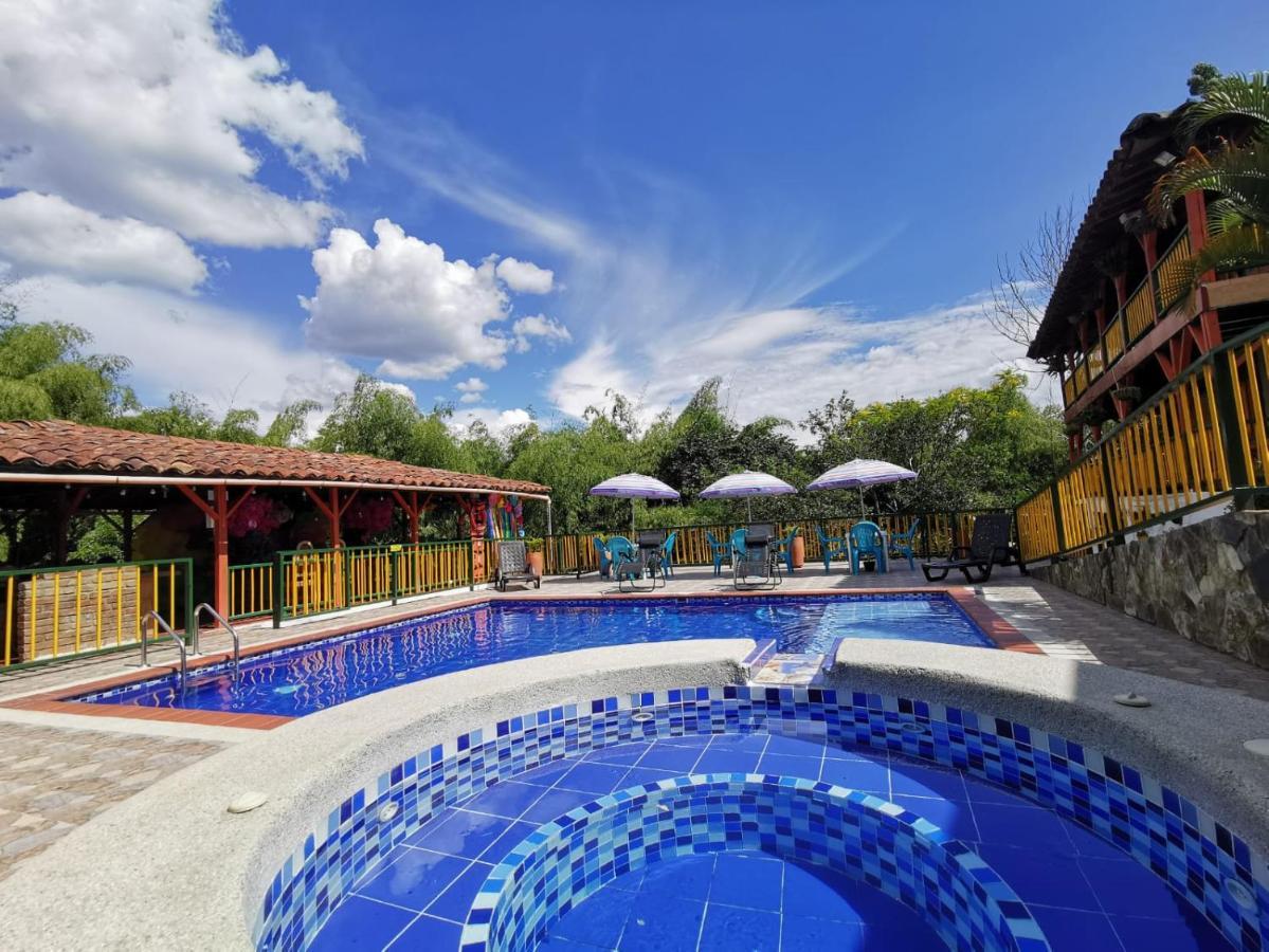 Finca Hotel Villa Mariana Montenegro Exterior foto